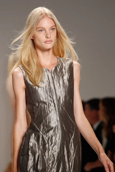 Look 20